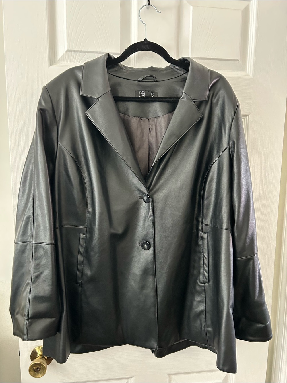 dennis basso Black Faux Leather Button-Front Women's Jacket